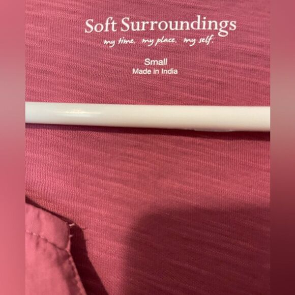 Soft surroundings Coconut dreams embroidered V- Neck sz S - Picture 2 of 5